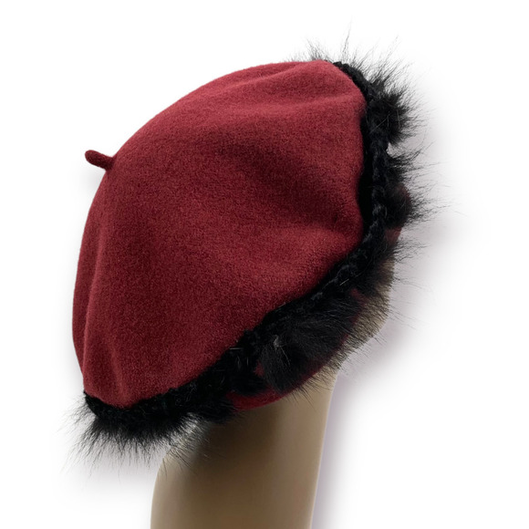 ❌SOLD❌1960's wool beret with mohair and fox fur trim - Picture 11 of 12